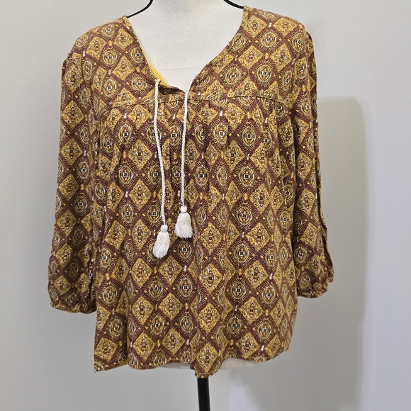 VERSONA size Large Geometric Boho 3/4 Balloon Sleeves Tie String Neck Mustard - Picture 1 of 14